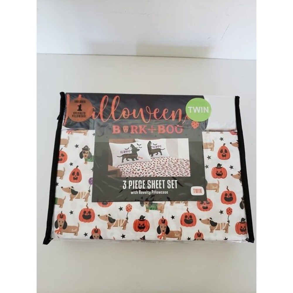 Halloween Twin BARK + BOO 3 Piece Sheet Set Dog Pumpkin Halloween